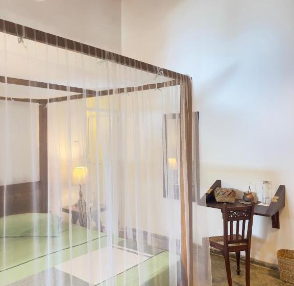 اتاق لوکس, Galle Fancy Guesthouse, 5 Ac Bedrooms Villa