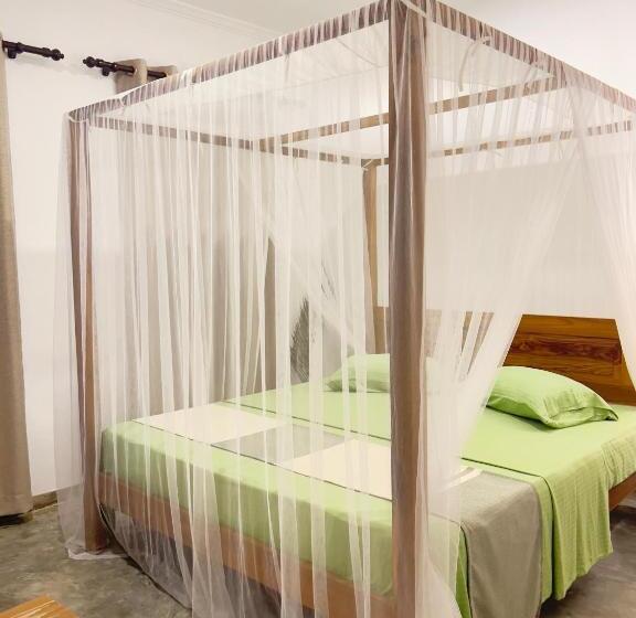 اتاق استاندارد با چشم‌انداز باغ, Galle Fancy Guesthouse, 5 Ac Bedrooms Villa