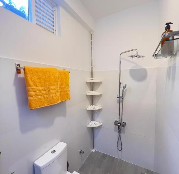 اتاق عادی, Galle Fancy Guesthouse, 5 Ac Bedrooms Villa
