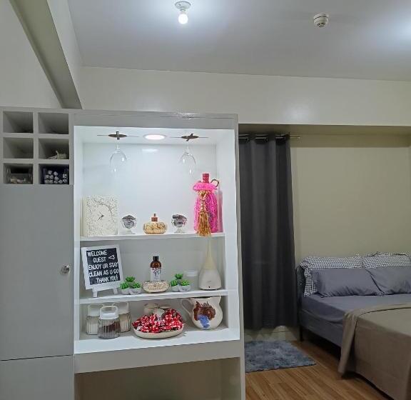 آپارتمان 1 خوابه با چشم‌انداز استخر, Holland Park Condominium By Jona Carla Cariño