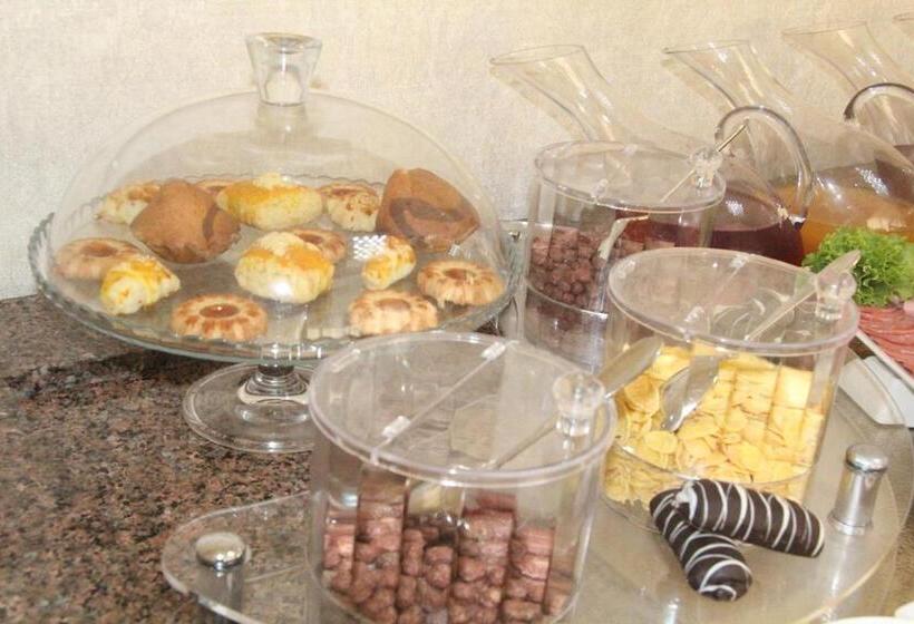 اتاق استاندارد, Arivainn Center