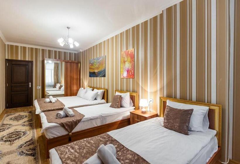 اتاق استاندارد چهار تخته, Arivainn Center