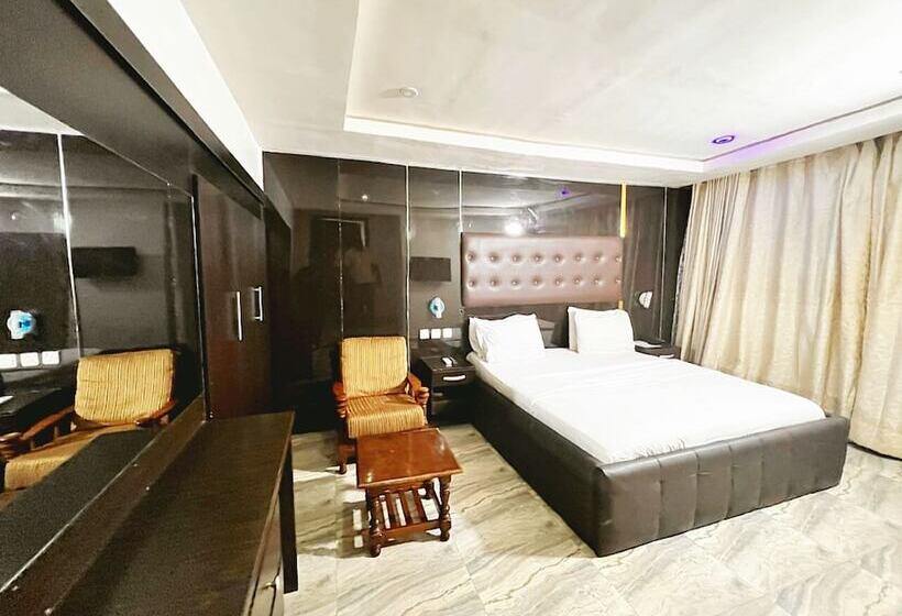 اتاق لوکس, Grey Residence