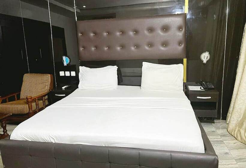اتاق لوکس, Grey Residence