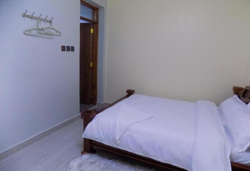 اتاق استاندارد یک نفره, Lanaca Resort