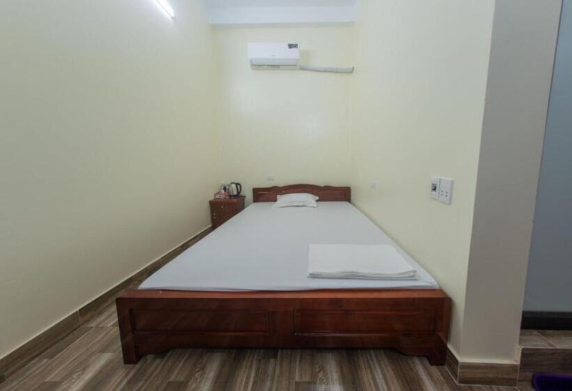 اتاق استاندارد, Viet Hung Hostel Motorbikes