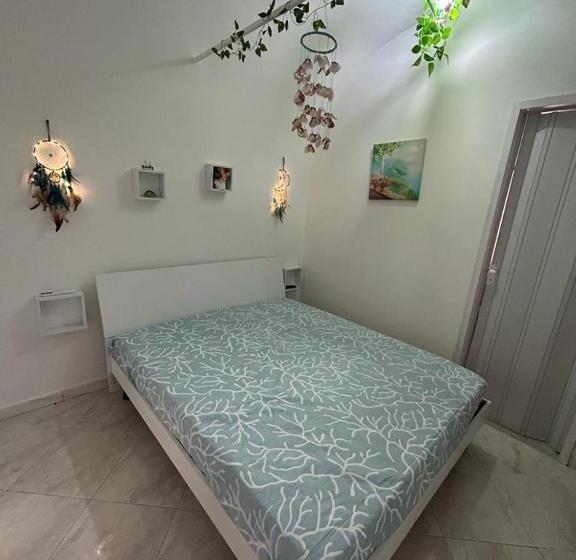 Standard Triple Room with Terrace, La Casa In Piazza