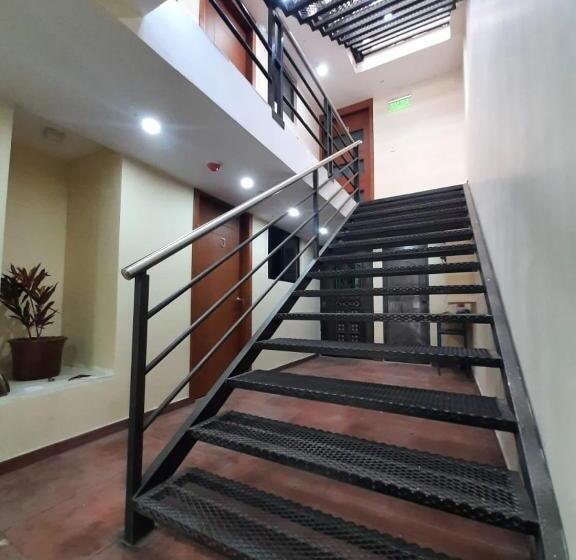 اتاق استاندارد یک نفره, Mi Casa