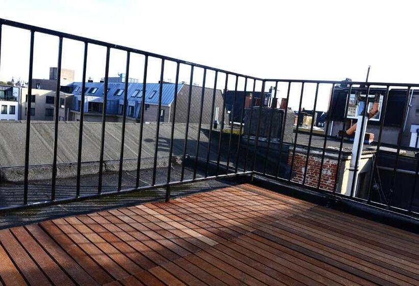 آپارتمان 1 خوابه با تراس, National City Apartments