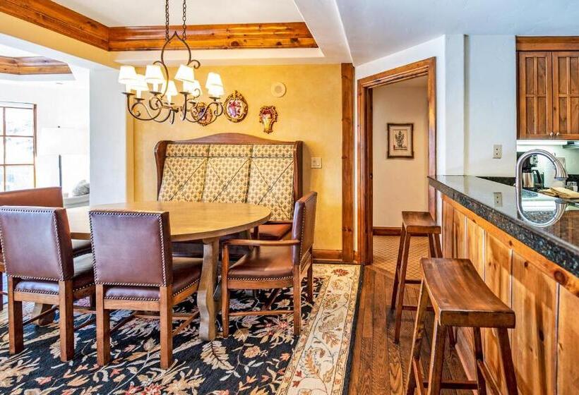 اتاق استاندارد با چشم‌انداز کوهستان, Austria Haus Club