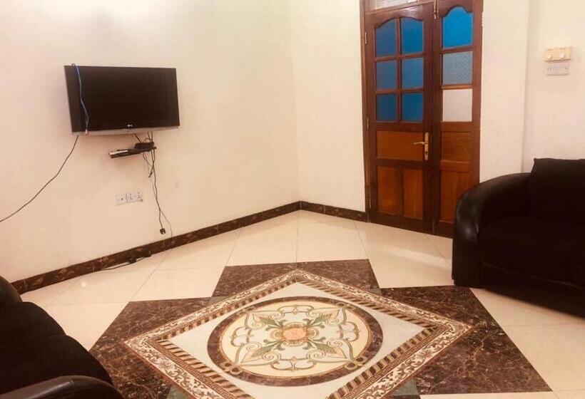 اتاق استاندارد یک نفره, Jux Apartment