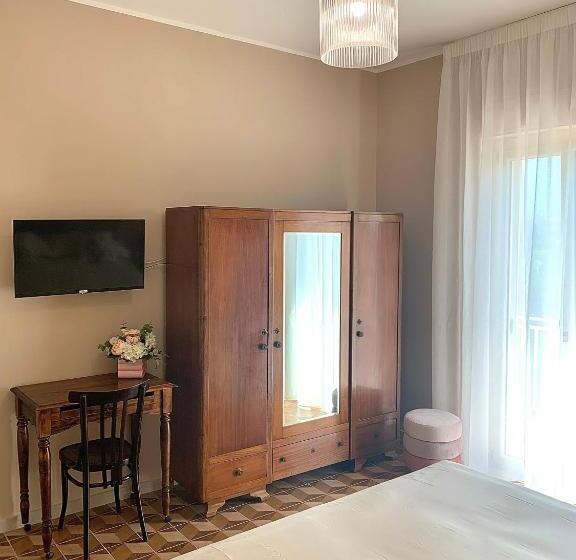 اتاق استاندارد با چشم‌انداز باغ, Villa Josette