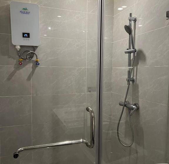 اتاق لوکس با تخت بزرگ, Blue Bay Oceanview Residence