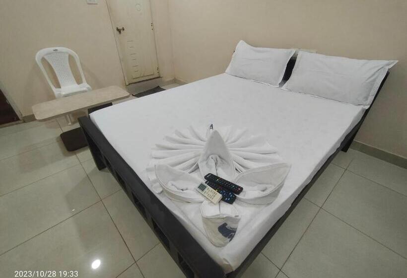 اتاق اکونومی, Grand Karthikeya