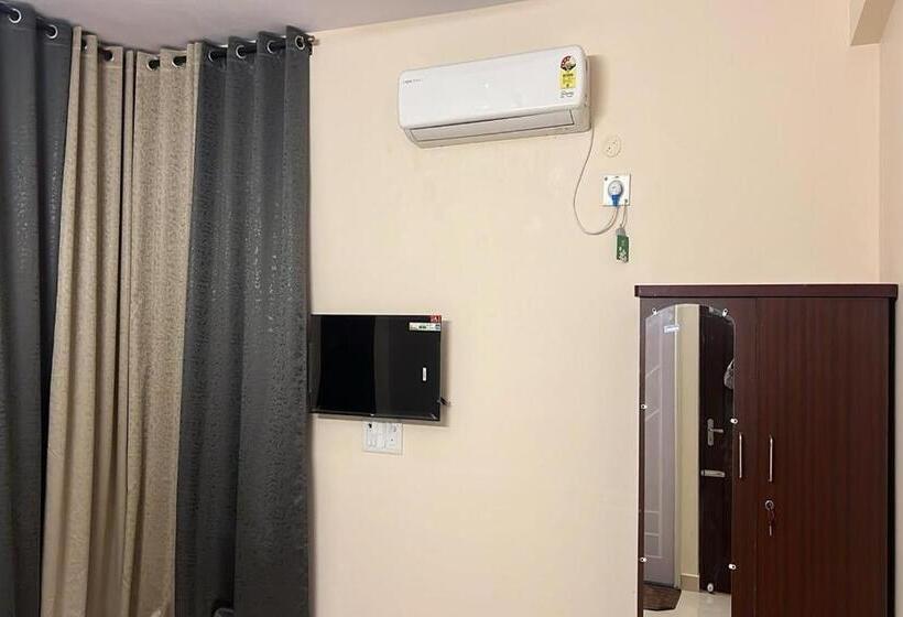 اتاق لوکس, Neighbour Inn Apart