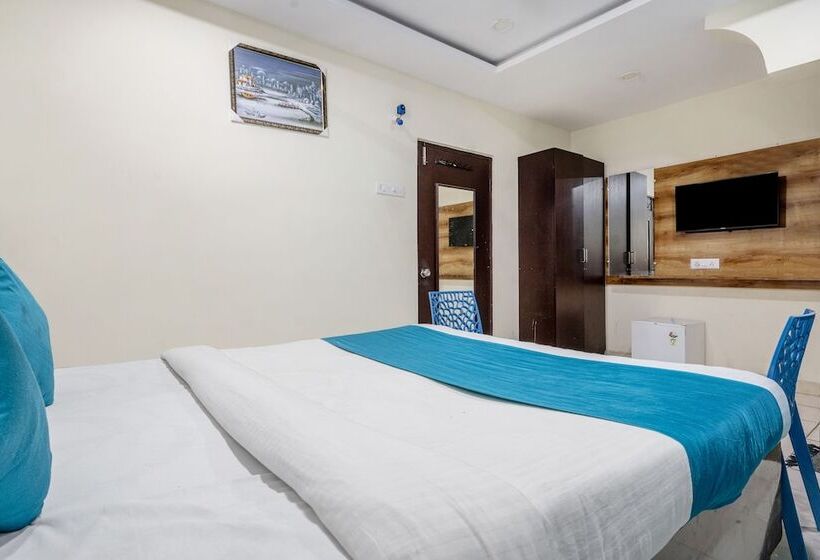 Номер Стандарт, Iroomz Hotel Ritzy Grand