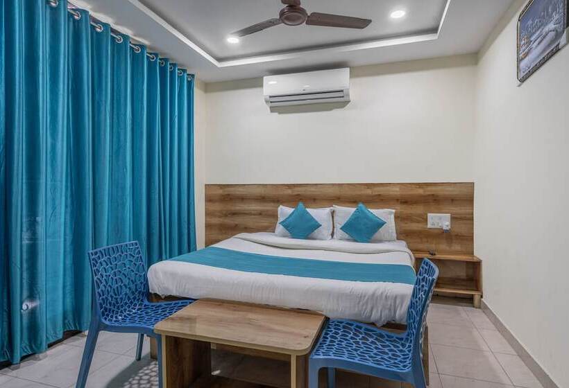 Номер Стандарт, Iroomz Hotel Ritzy Grand