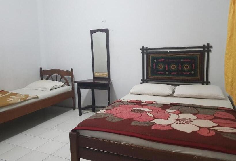 سوییت سوپریور, Oyo 93237 Hotel Triarga
