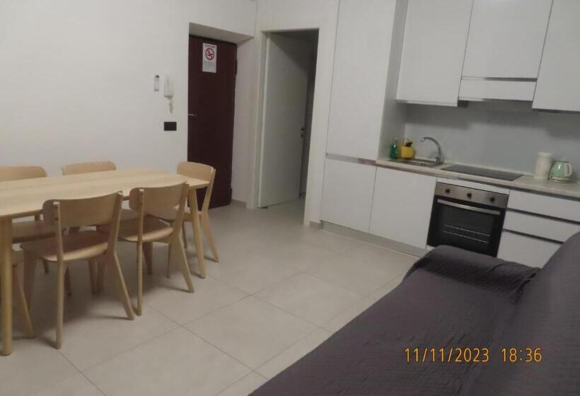 اتاق استاندارد, Amici Holiday Stazione
