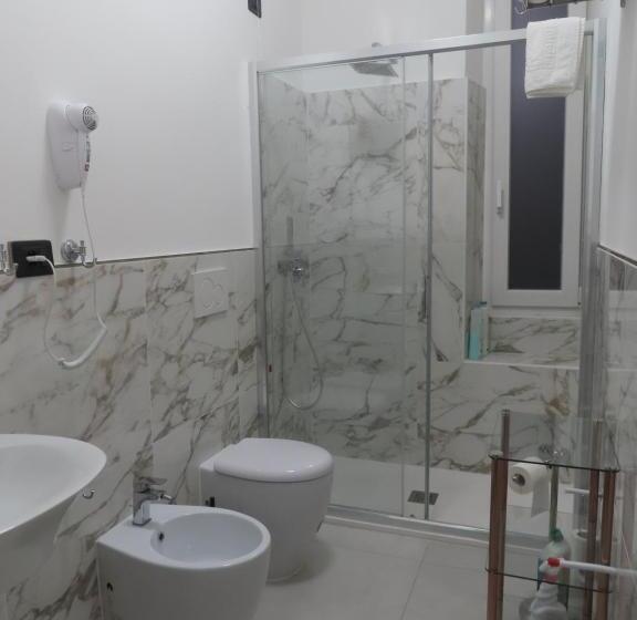 اتاق استاندارد, Amici Holiday Stazione
