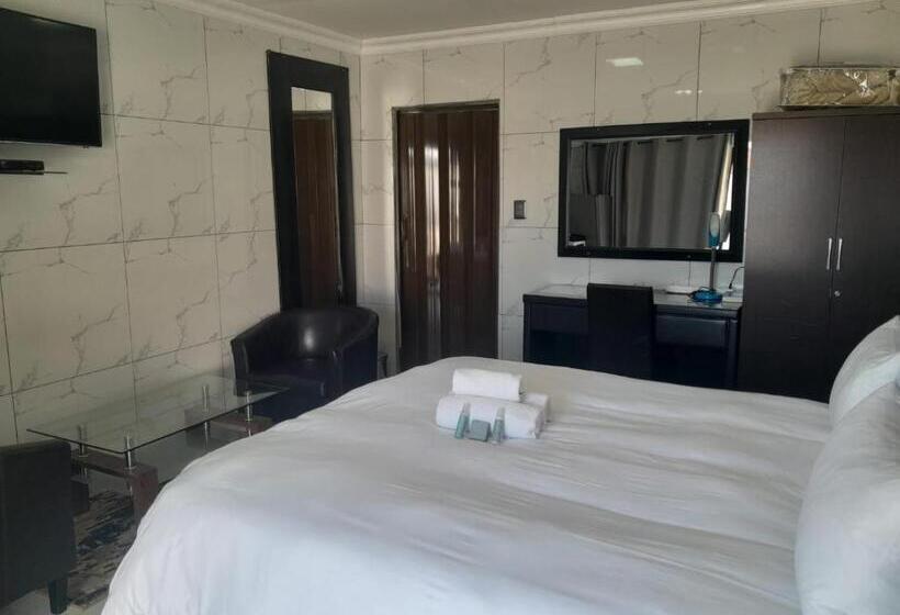 اتاق استاندارد یک نفره, Tony S Guest House 1