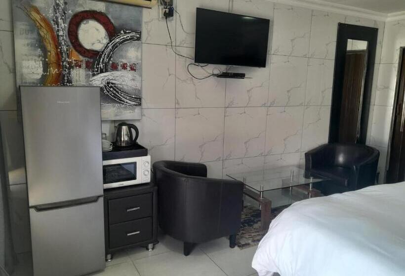 اتاق استاندارد یک نفره, Tony S Guest House 1