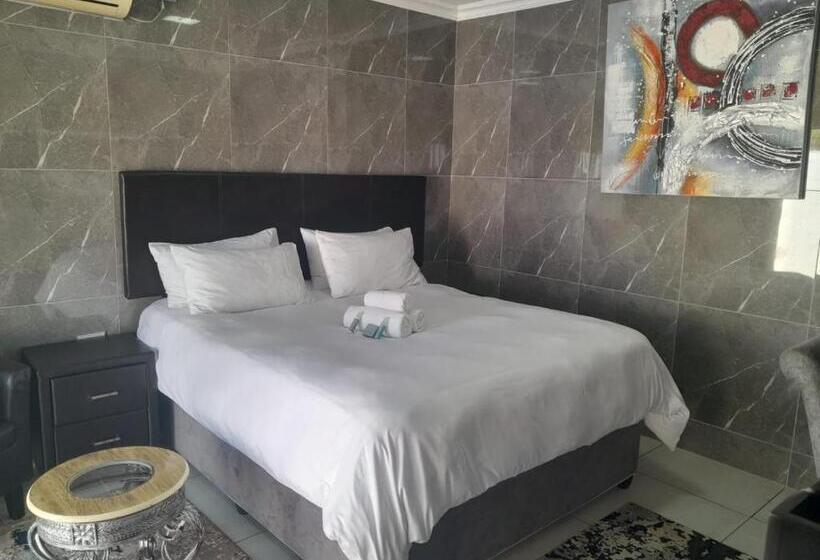 اتاق استاندارد یک نفره, Tony S Guest House 1