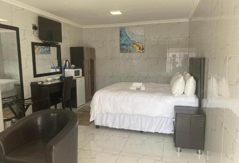 اتاق استاندارد یک نفره, Tony S Guest House 1