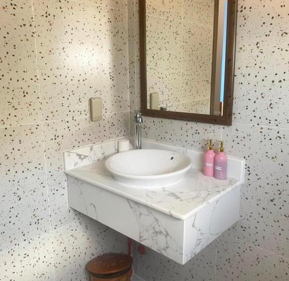 اتاق استاندارد سه نفره, Rova Hotel   Positano Horse Phú Quốc