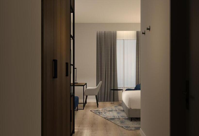 اتاق سوپریور, Radisson Blu Hotel, Amman Galleria Mall