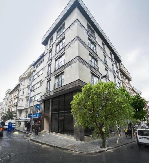سوییت لوکس, Saygın Apartments