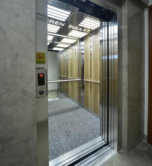 سوییت دوبلکس, Saygın Apartments