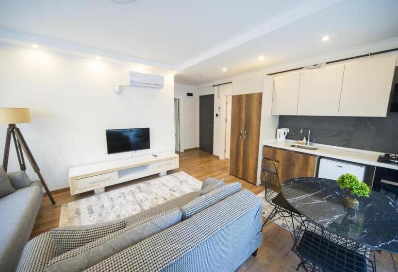 آپارتمان 2 خوابه, Saygın Apartments