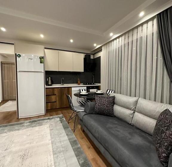 آپارتمان 2 خوابه, Saygın Apartments