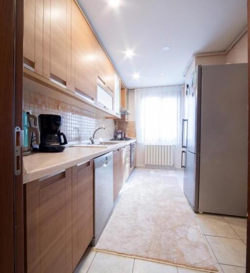 آپارتمان لوکس 1 خوابه, Saygın Apartments