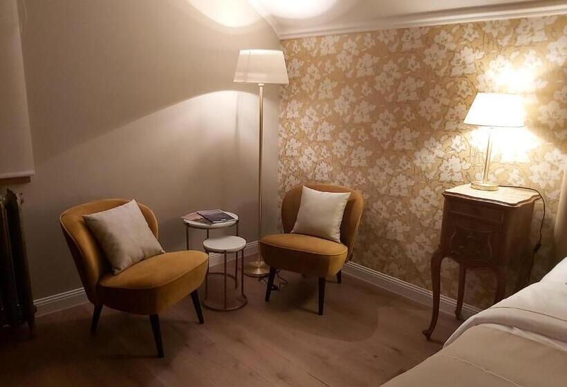 اتاق لوکس با تخت بزرگ, B&b Asmara