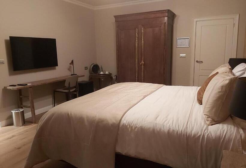 اتاق لوکس, B&b Asmara