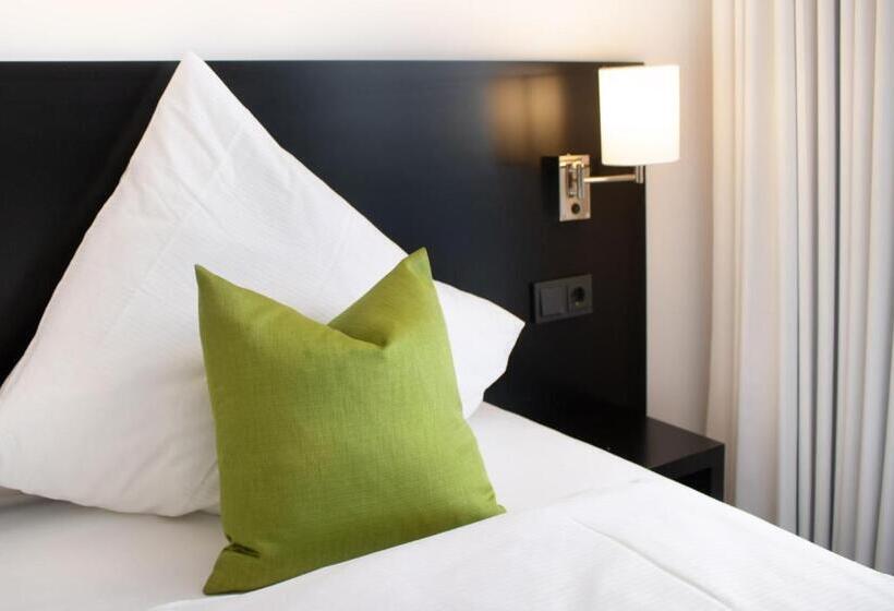اتاق استاندارد, Hef Hotel By Wmm Hotels