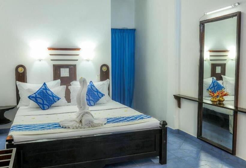 اتاق لوکس, Dalawella Beach Resort