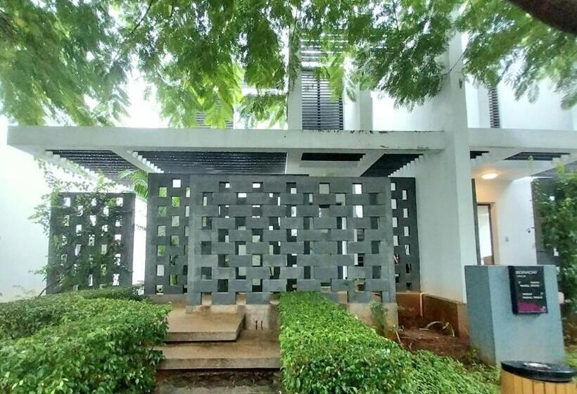 اتاق لوکس با بالکن, Lovely Room Oceanami Resort