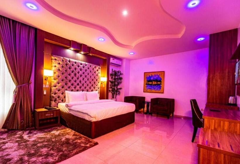 اتاق لوکس, Jj Mas Hotel And Suites