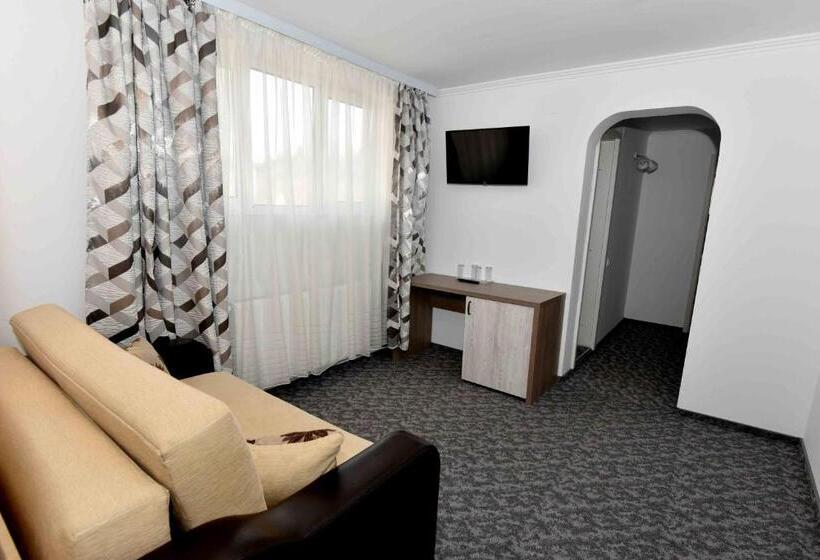 اتاق استاندارد سه تخته با بالکن, Camere De Inchiriat Valea Prahovei
