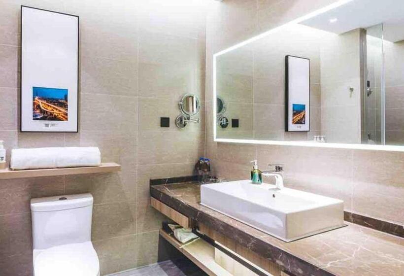 Superior Interior Room, Atour Hotel Shanghai Hongqiao National Exhibition Center Wuzhong Road
