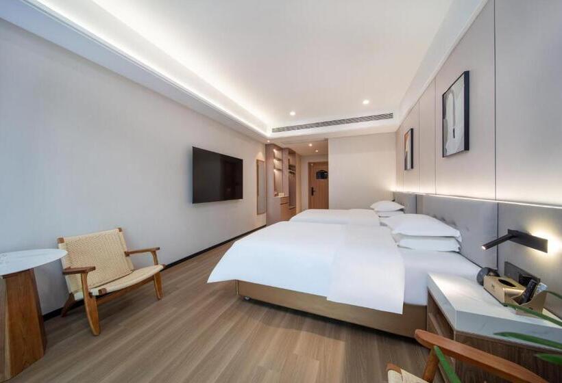 اتاق استاندارد با بالکن, Hefei Tom