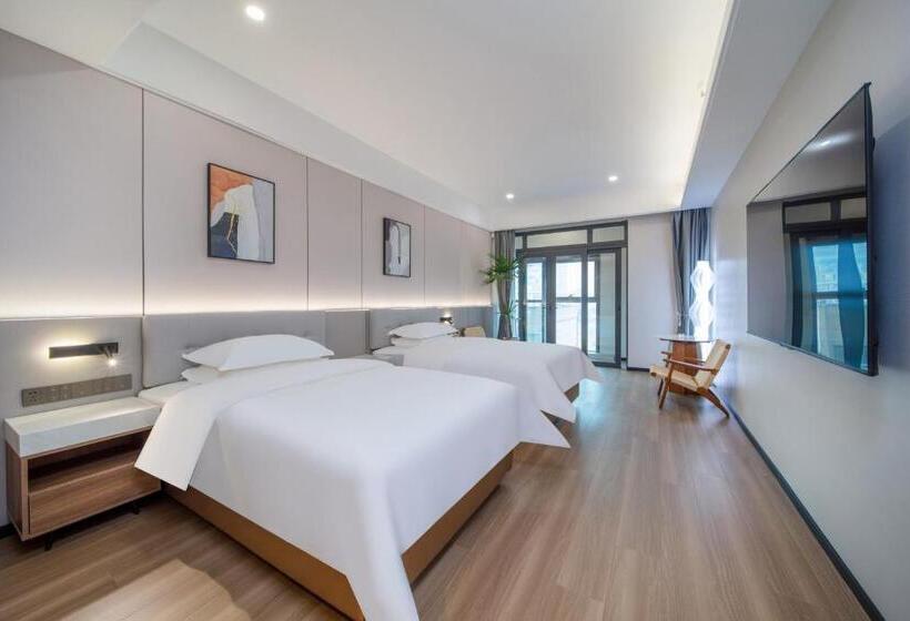 اتاق استاندارد با بالکن, Hefei Tom