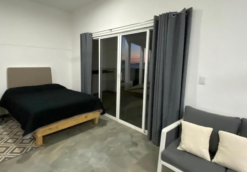 اتاق استاندارد, Bungalows Punta Conejo