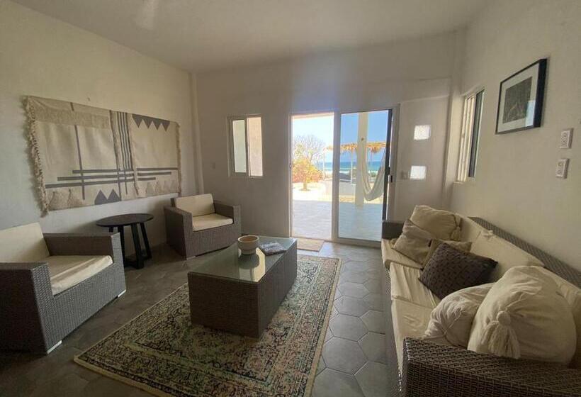 اتاق استاندارد چهارنفره با چشم‌انداز باغ, Bungalows Punta Conejo