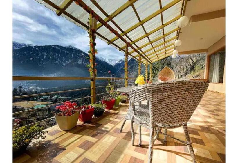 اتاق استاندارد با چشم‌انداز کوهستان, Elegance Retreat Manali Luxury Boutique Stay