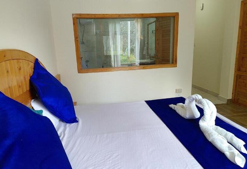 اتاق استاندارد با چشم‌انداز کوهستان, Elegance Retreat Manali Luxury Boutique Stay