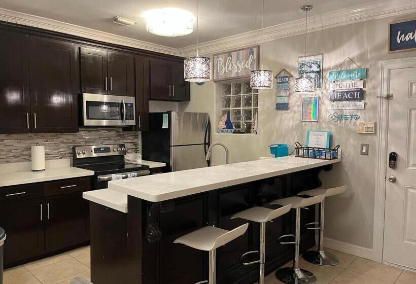 آپارتمان 1 خوابه همکف, Jjs Beach Condo